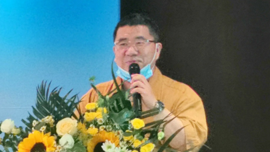 12015568.jpg image009.jpg