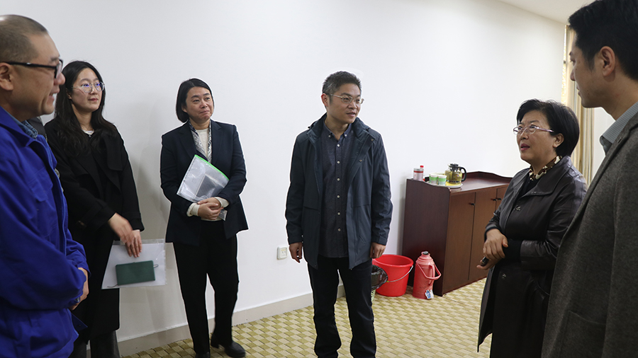 市人社局領(lǐng)導(dǎo)程曉紅、劉圓圓等蒞臨公司走訪調(diào)研